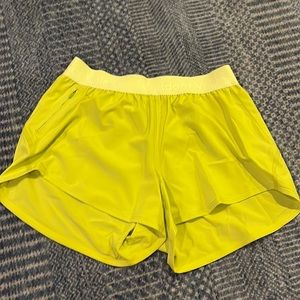 Outdoor voices • running shorts